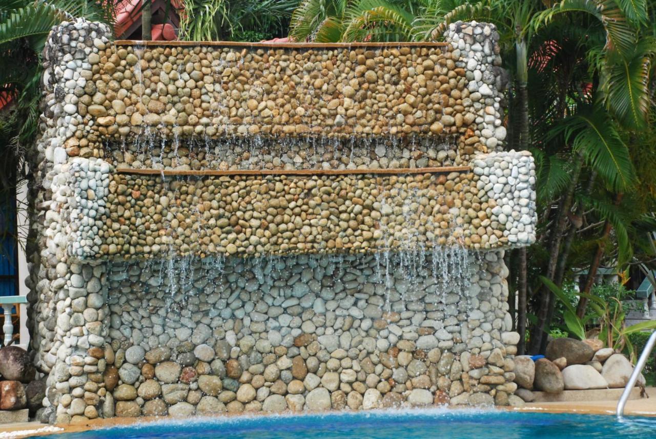 梦之队海滩度假酒店 Ko Lanta 外观 照片